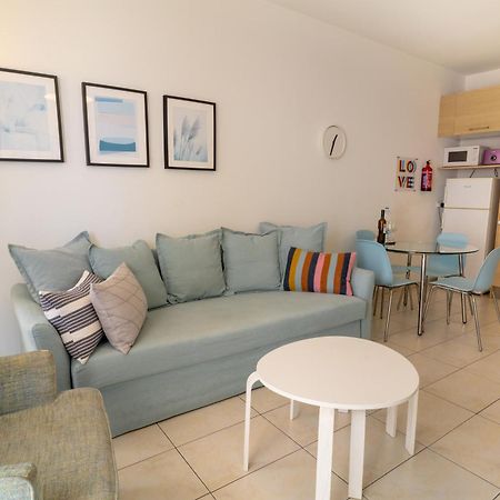 Blue Dawn Center Flat Apartment Larnaca Ngoại thất bức ảnh