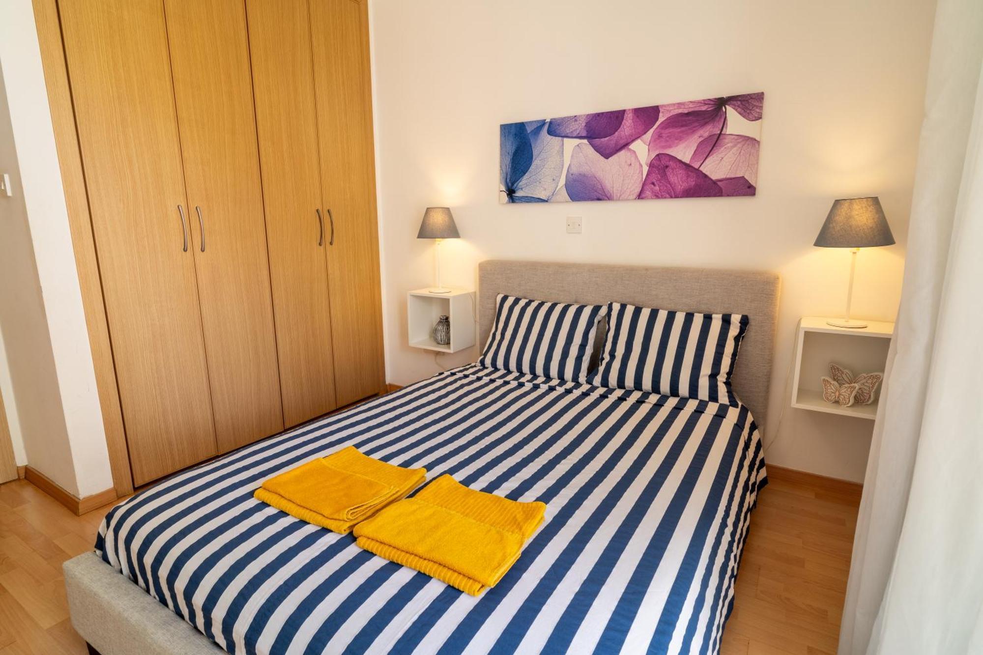 Blue Dawn Center Flat Apartment Larnaca Ngoại thất bức ảnh
